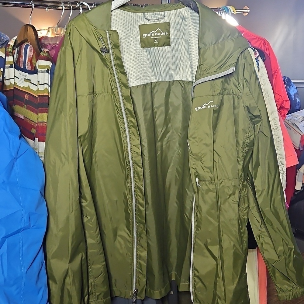 Eddie Bauer Jacket with hood Size XL